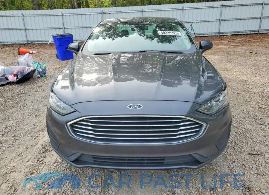 3FA6P0LU8KR184939# 5