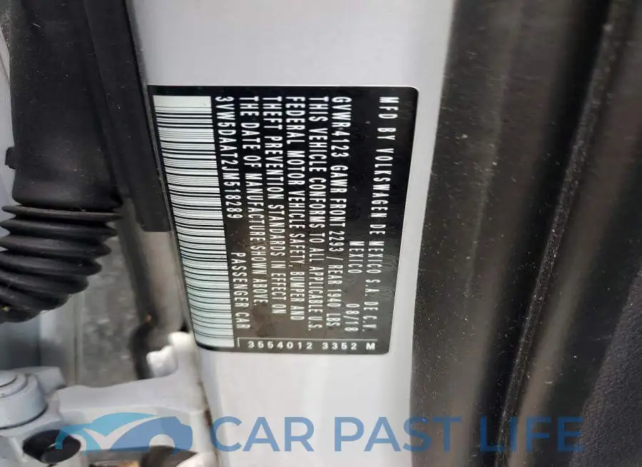 3VW5DAAT2JM518289# 13