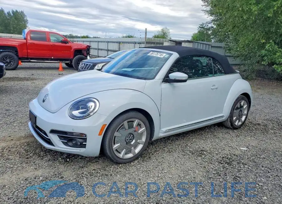3VW5DAAT2JM518289# 1
