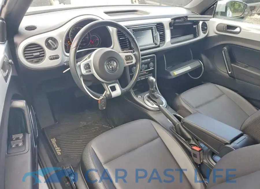 3VW5DAAT2JM518289# 8