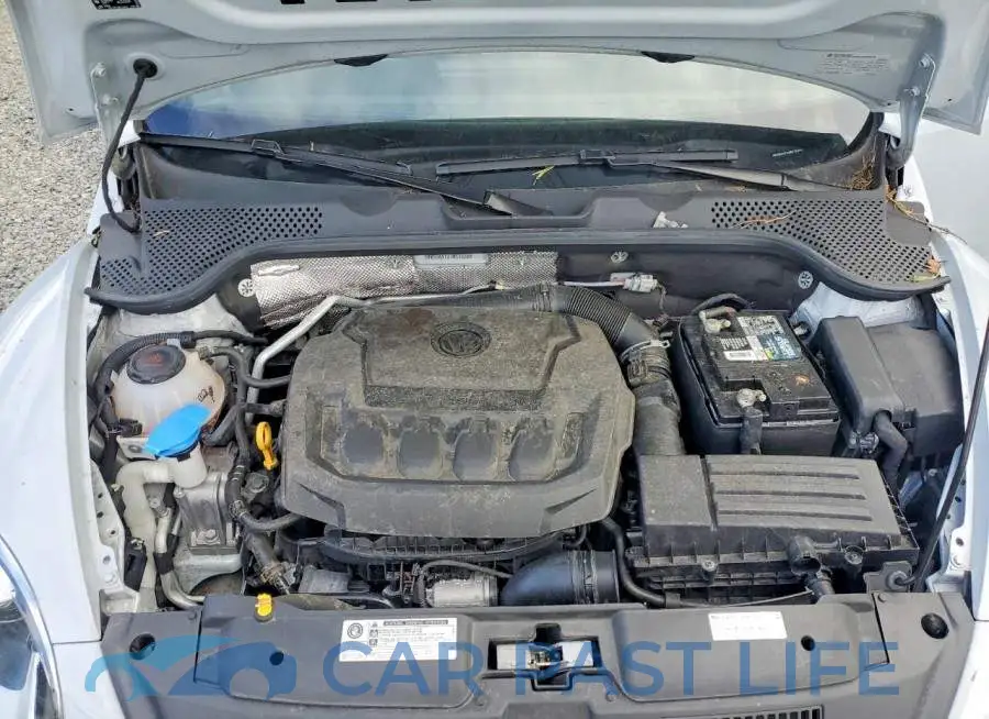 3VW5DAAT2JM518289# 12