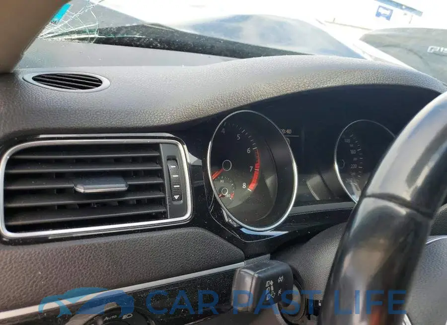 3VWDB7AJ5HM371351# 9