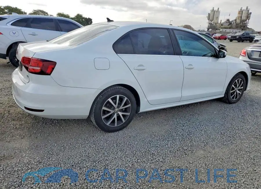 3VWDB7AJXHM255546# 3