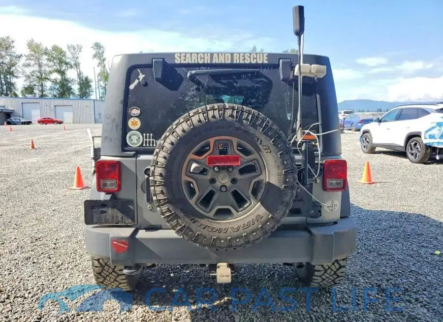 1C4BJWFG3JL851755# 6