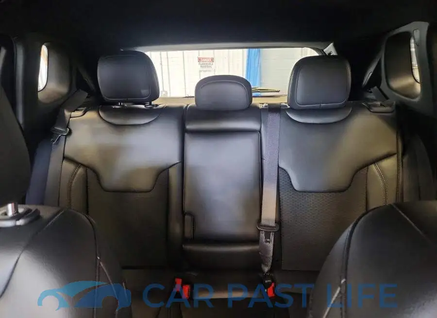 3C4NJDBN6TT180031# 10