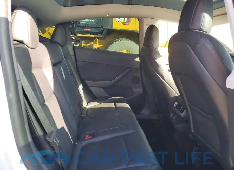 7SAYGDEE7NF408260# 11