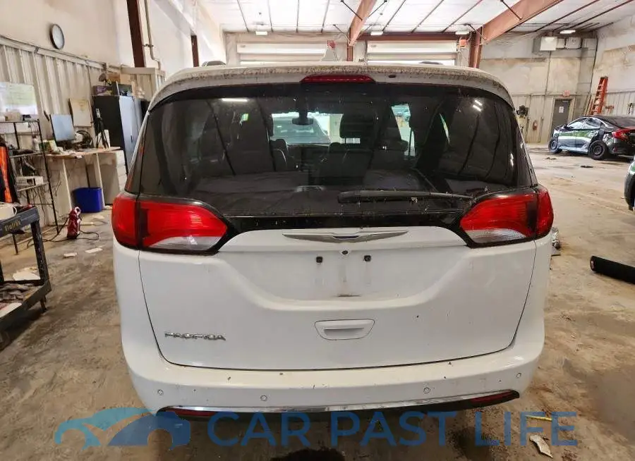 2C4RC1EG7HR650505# 6