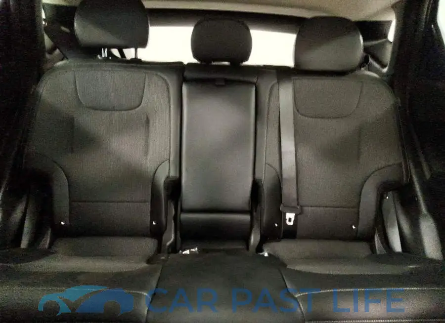 5XYC34JB1SG010870# 10