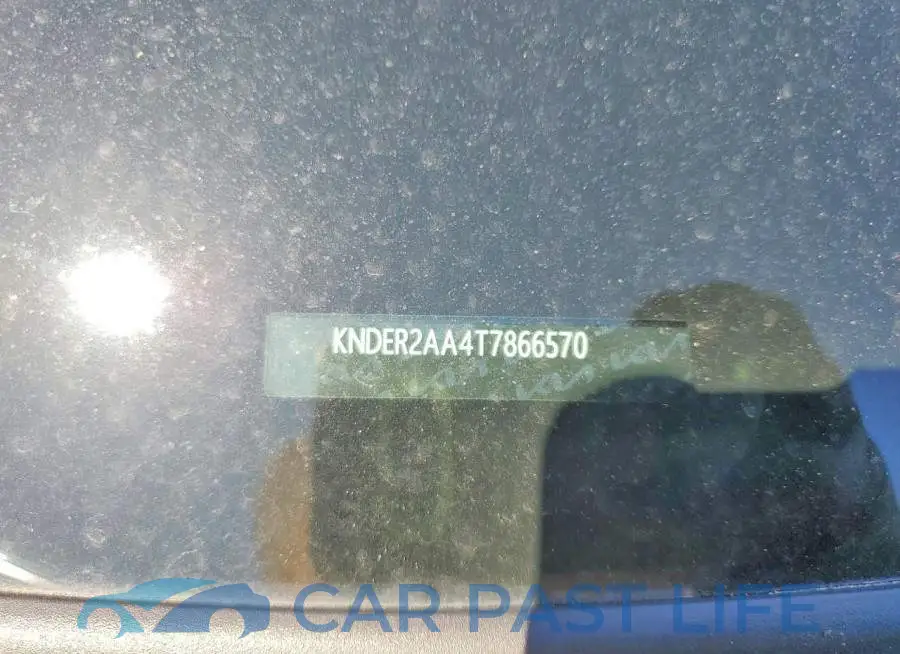 KNDER2AA4T7866570# 13