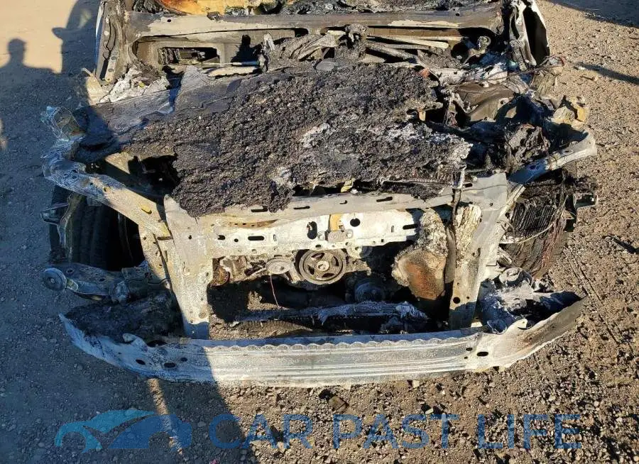 4S4SLDH61T3044085# 12