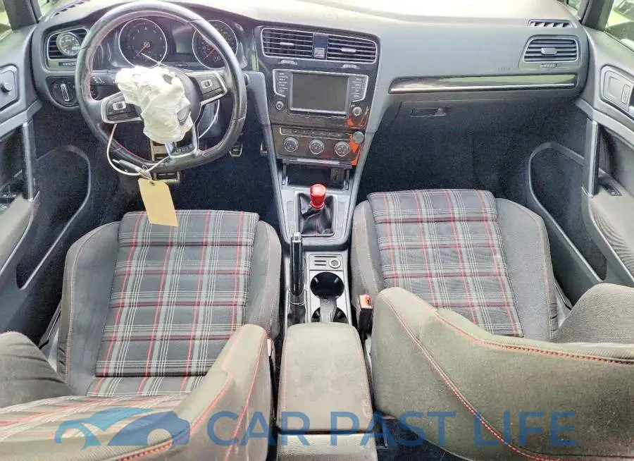 3VW5T7AU5HM001142# 8