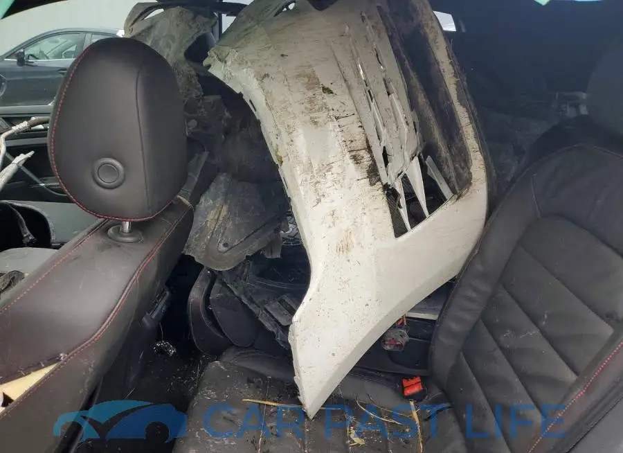 3VW5T7AU6HM003966# 12