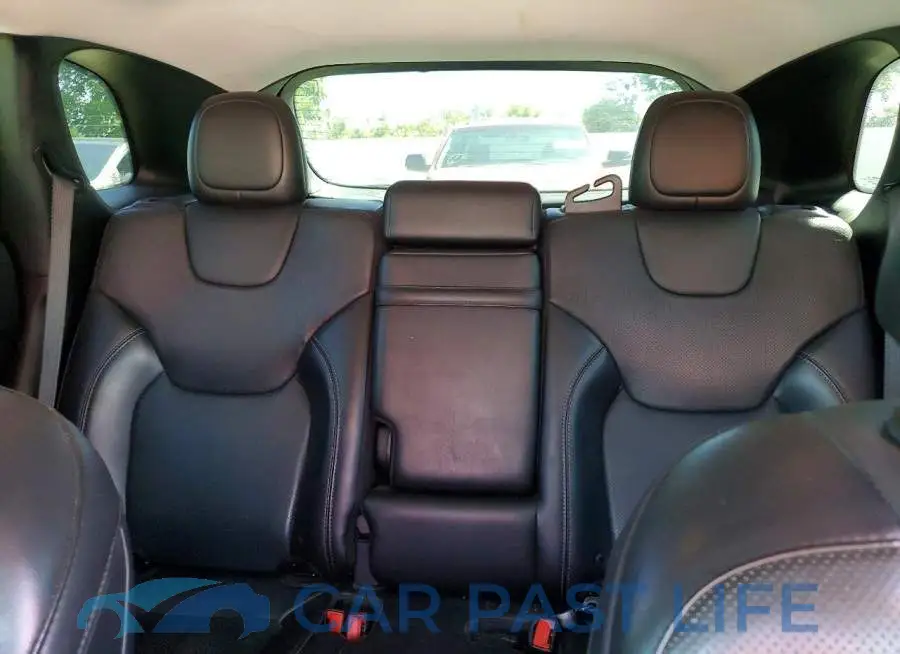 1C4PJLDB6KD302297# 10