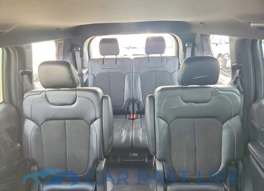 1C4RJJAG8M8203960# 10