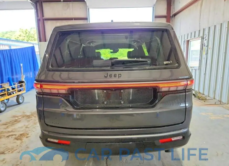 1C4SJSBP6TS188172# 6