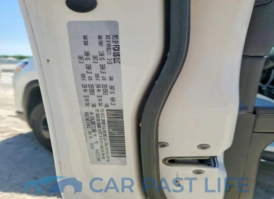 3C4NJDBB7JT315083# 13