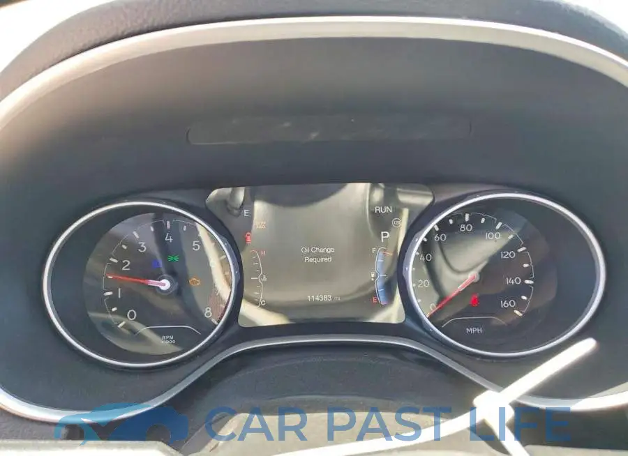 3C4NJDBB7JT315083# 9