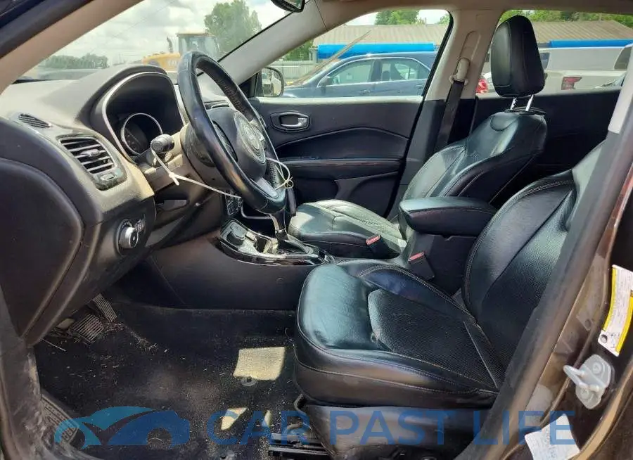 3C4NJDCB3JT281965# 7