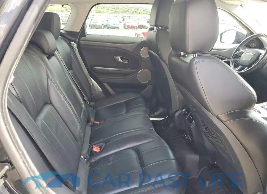SALVP2RX9JH296256# 10