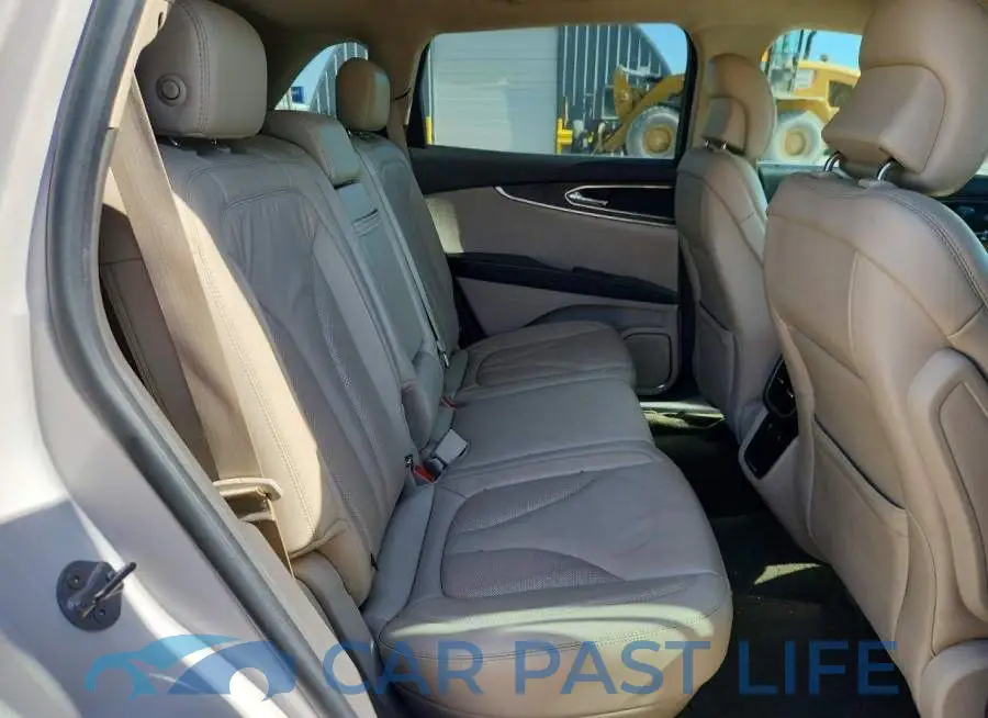 2LMPJ8K90KBL39669# 10