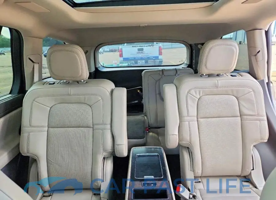5LM5J7XCXLGL17462# 10