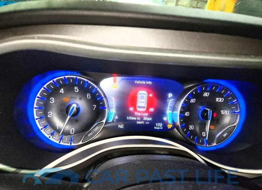 2C4RC1BG4SR595698# 9