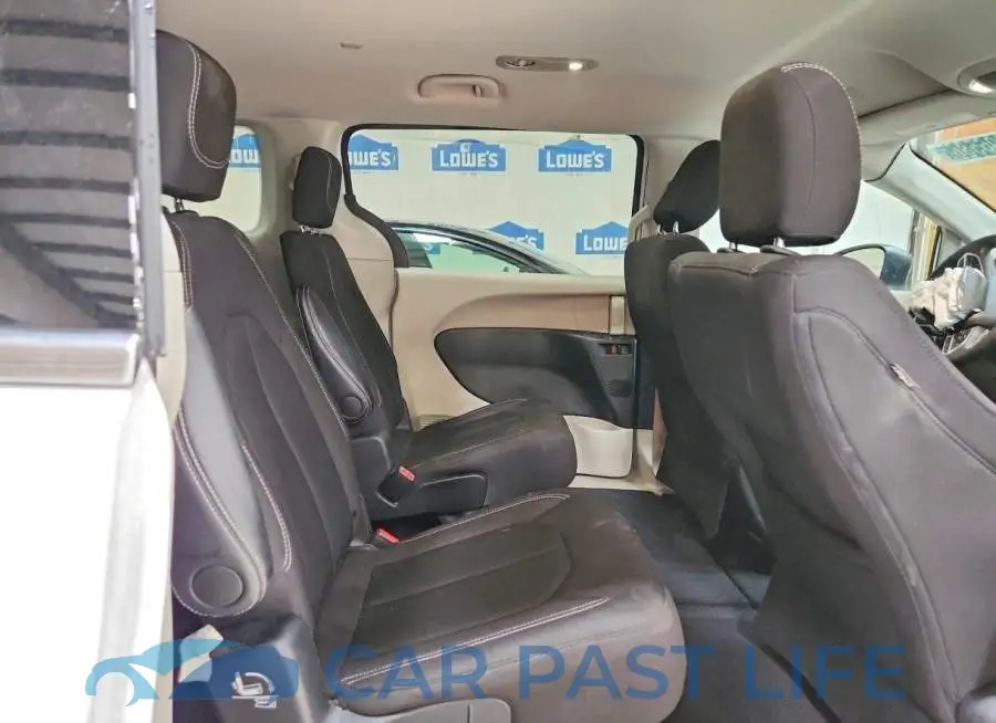 2C4RC1CGXRR146714# 11