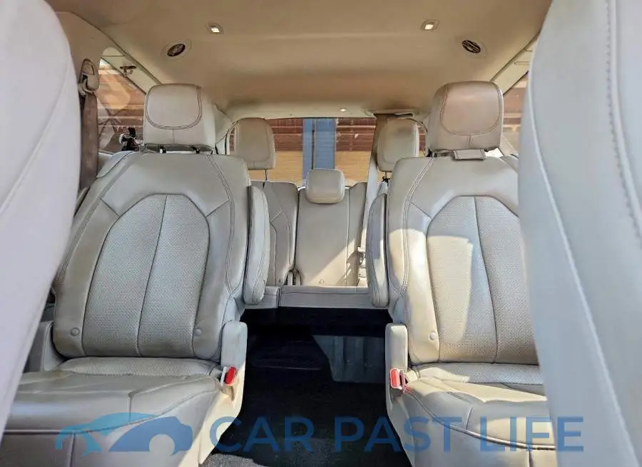 2C4RC1DG5MR549961# 10