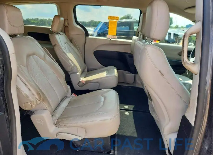 2C4RC1DG5MR549961# 11