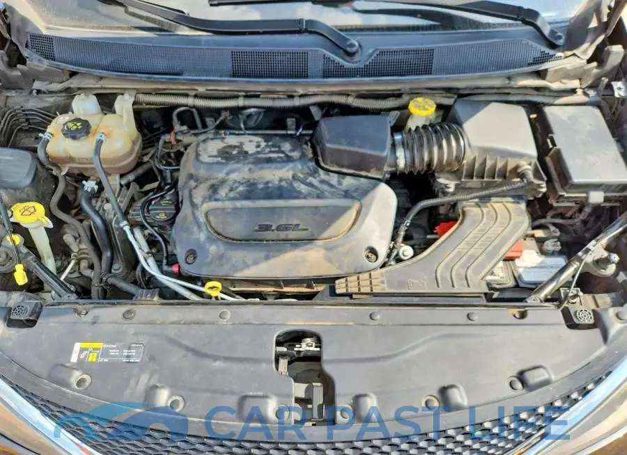 2C4RC1DG5MR549961# 12