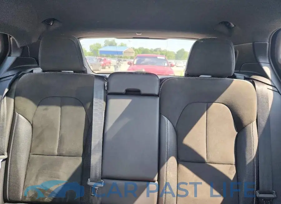 YV4162UM6L2245970# 10