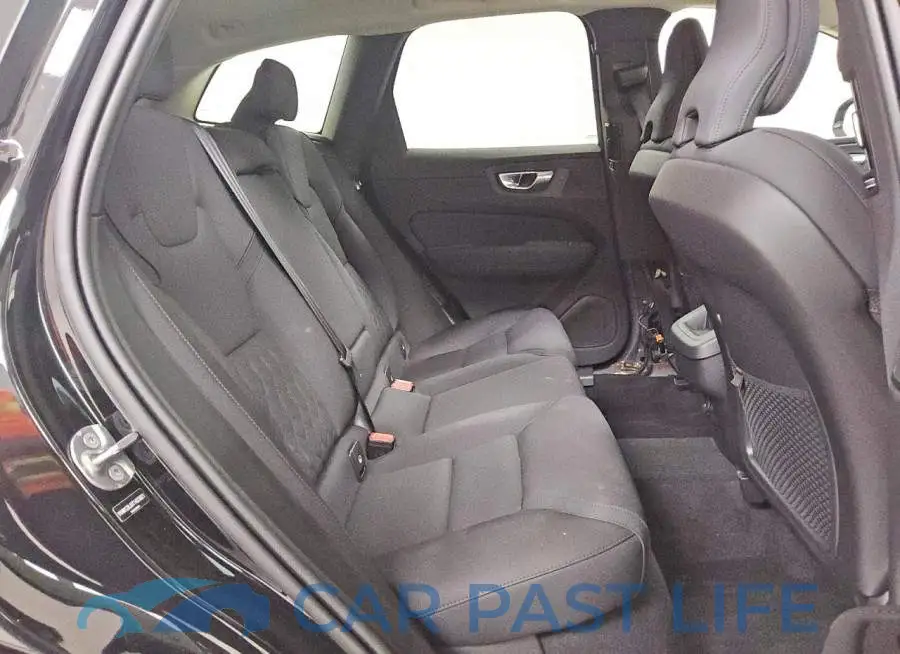 YV4M12RJ3T1423821# 11