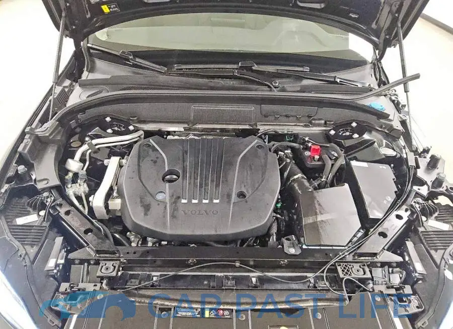 YV4M12RJ3T1423821# 12
