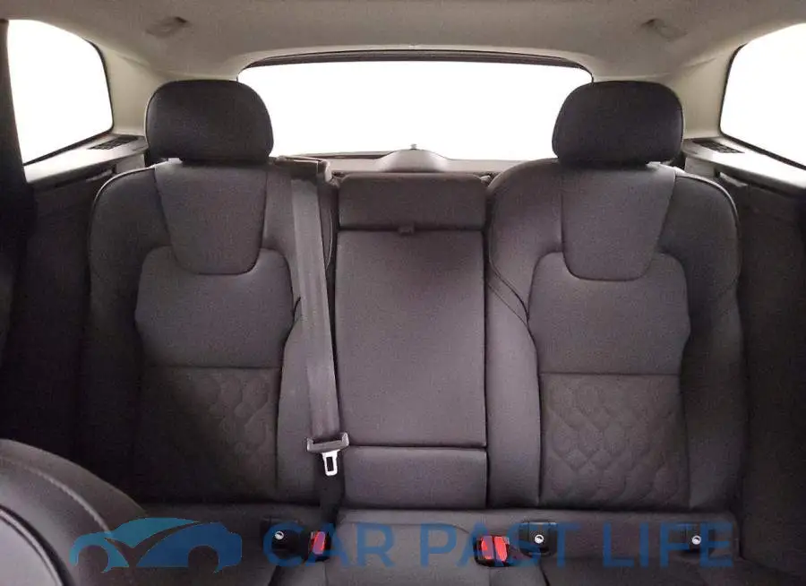 YV4M12RJ3T1423821# 10