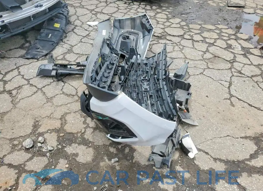 1GCHSBEA8N1293125# 12