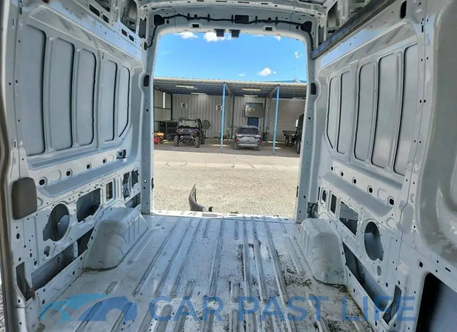 1FDBR1XG3PKB50508# 10