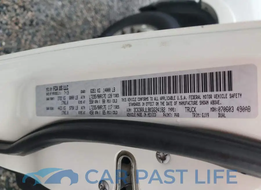 3C63RRJL8KG624182# 12