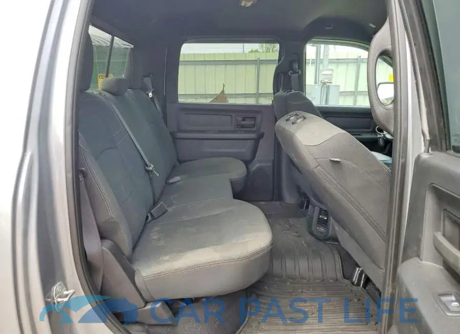 3C6UR5CJ9MG659535# 10