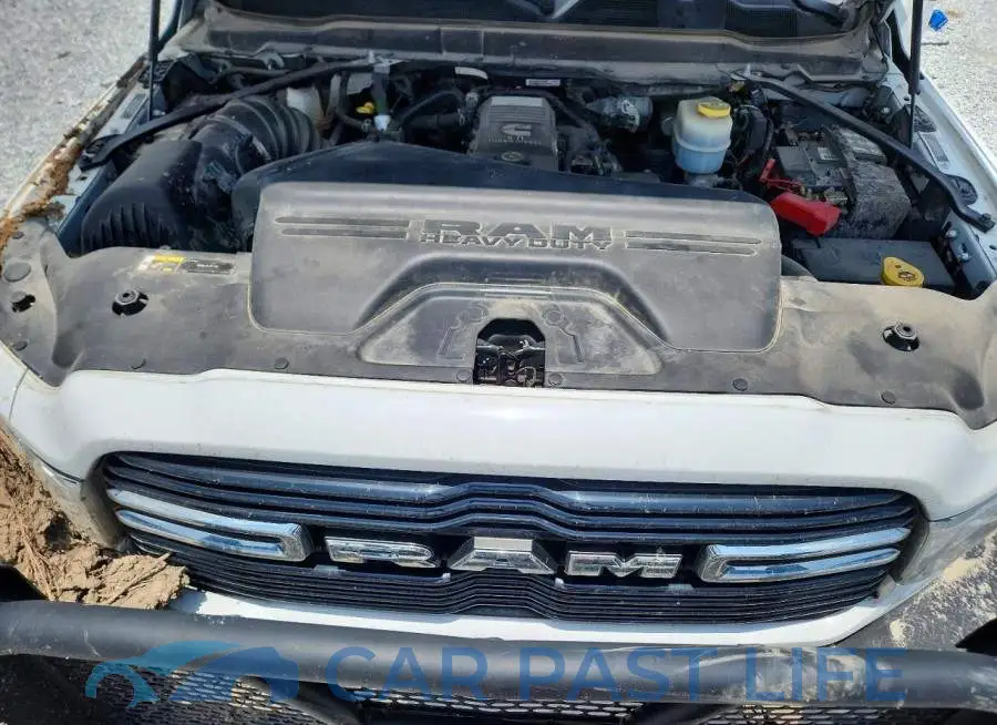3C6UR5DL6KG619569# 11