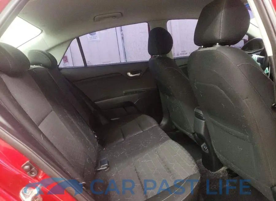 3KPA24AB7JE060372# 10