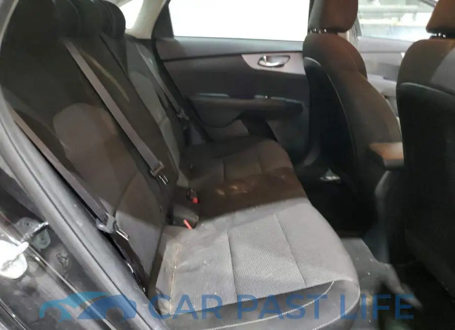 3KPF24AD6NE422821# 10