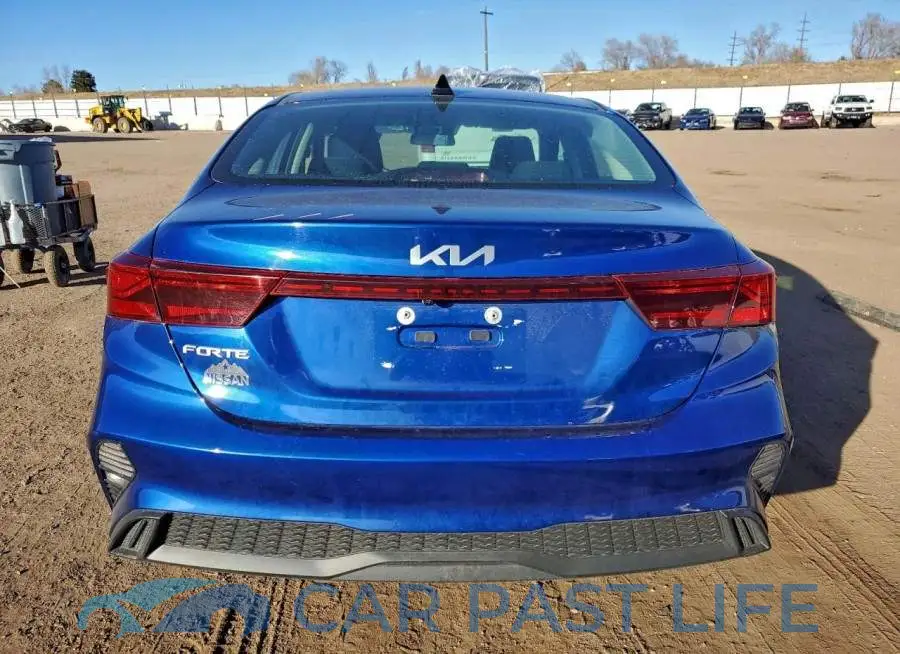 3KPF24AD9RE706238# 6