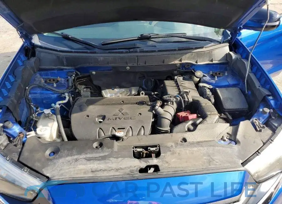 JA4AR3AU2JZ028970# 12
