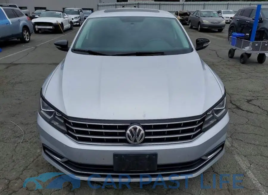 1VWLA7A3XKC008567# 5