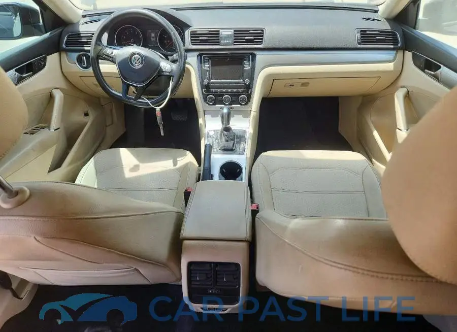 1VWLA7A3XKC009735# 8