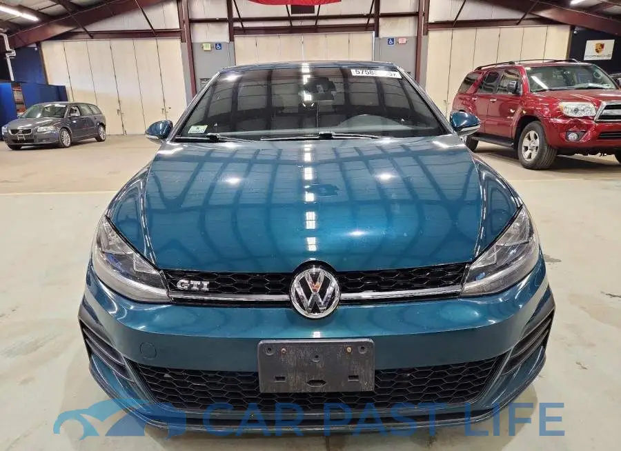 3VW547AU1JM255062# 5