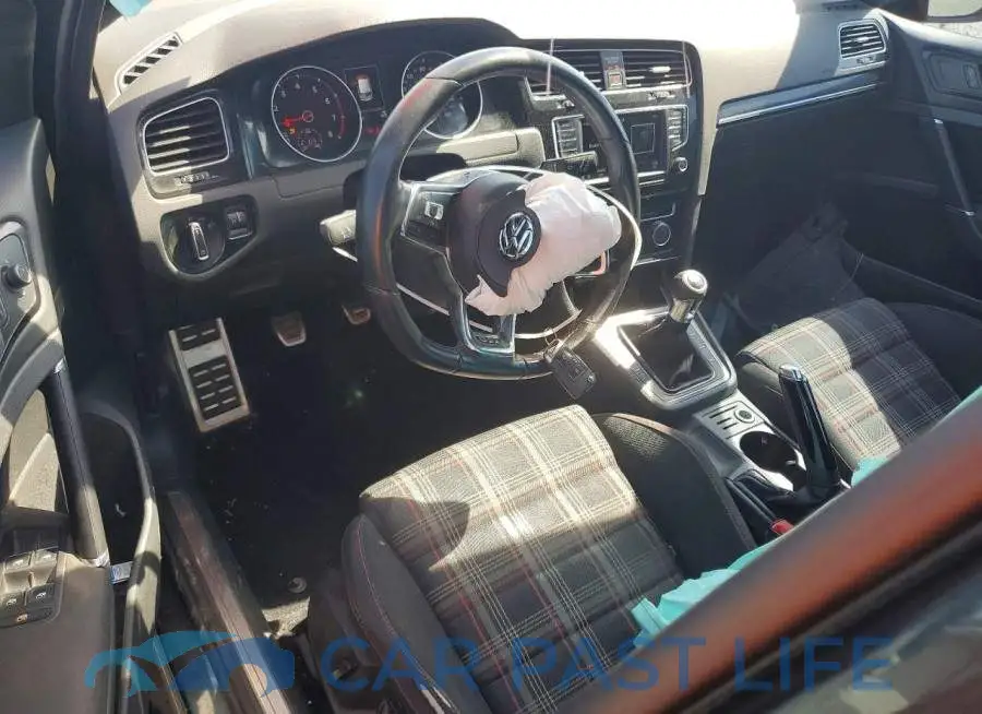 3VW547AU9HM060532# 8