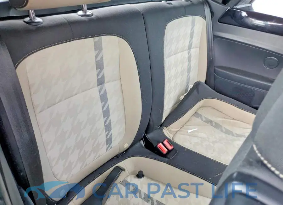 3VW5DAAT2JM505199# 10