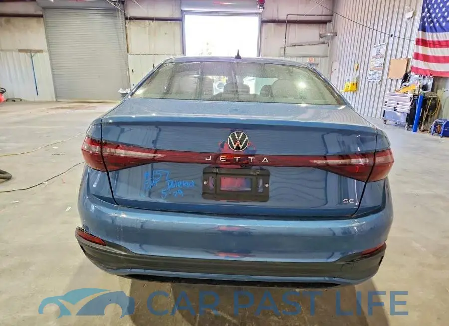 3VW7W7BU1TM028359# 6