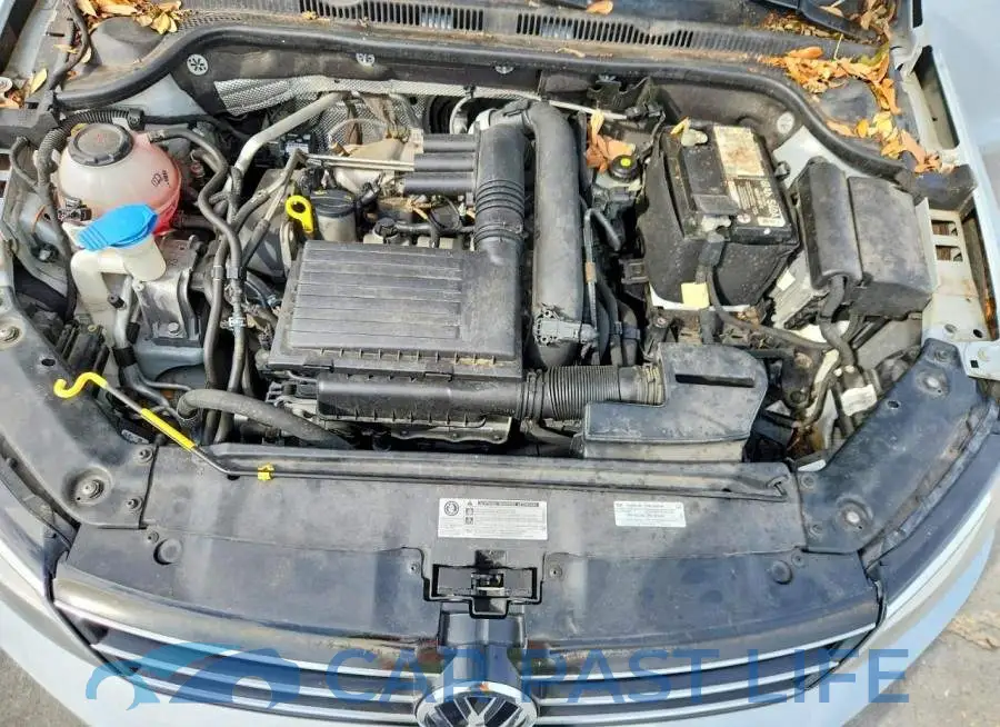 3VWDB7AJXJM226876# 11